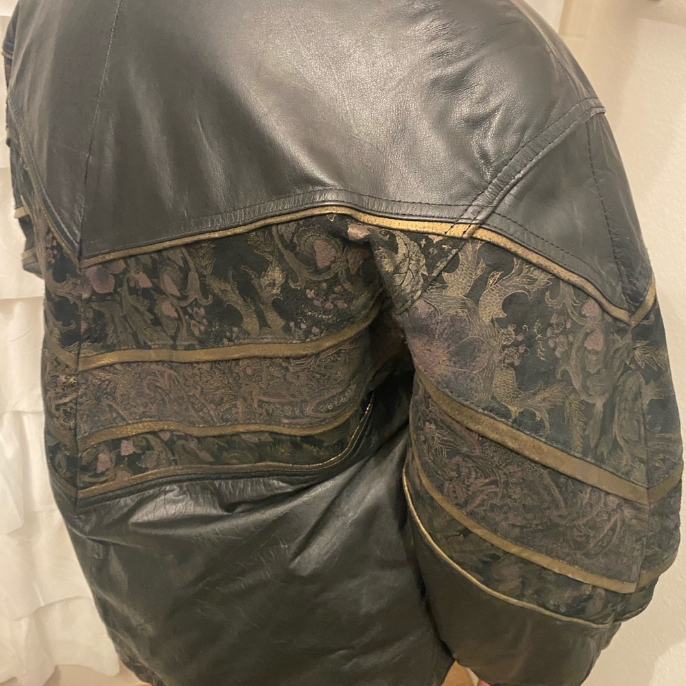 80’s style women’s leather jacket